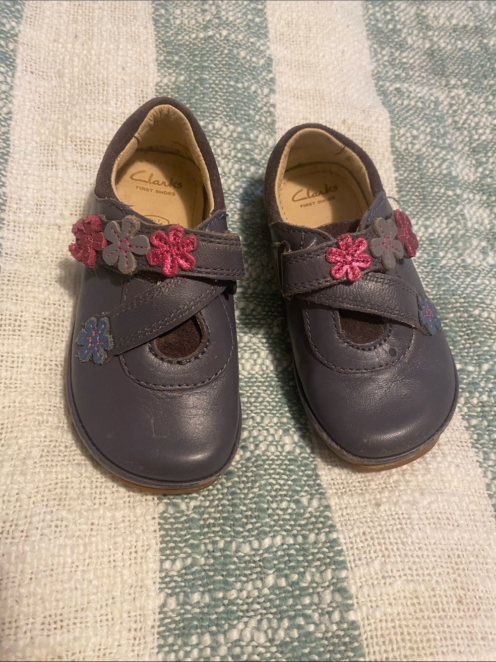 Clarks Navy and Pink Floral Strap Size 6